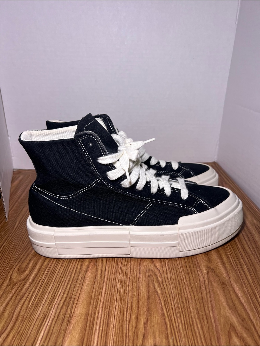 Converse Chuck Taylor All Star Cruise High Platform Women's Size 12/mens 10.5